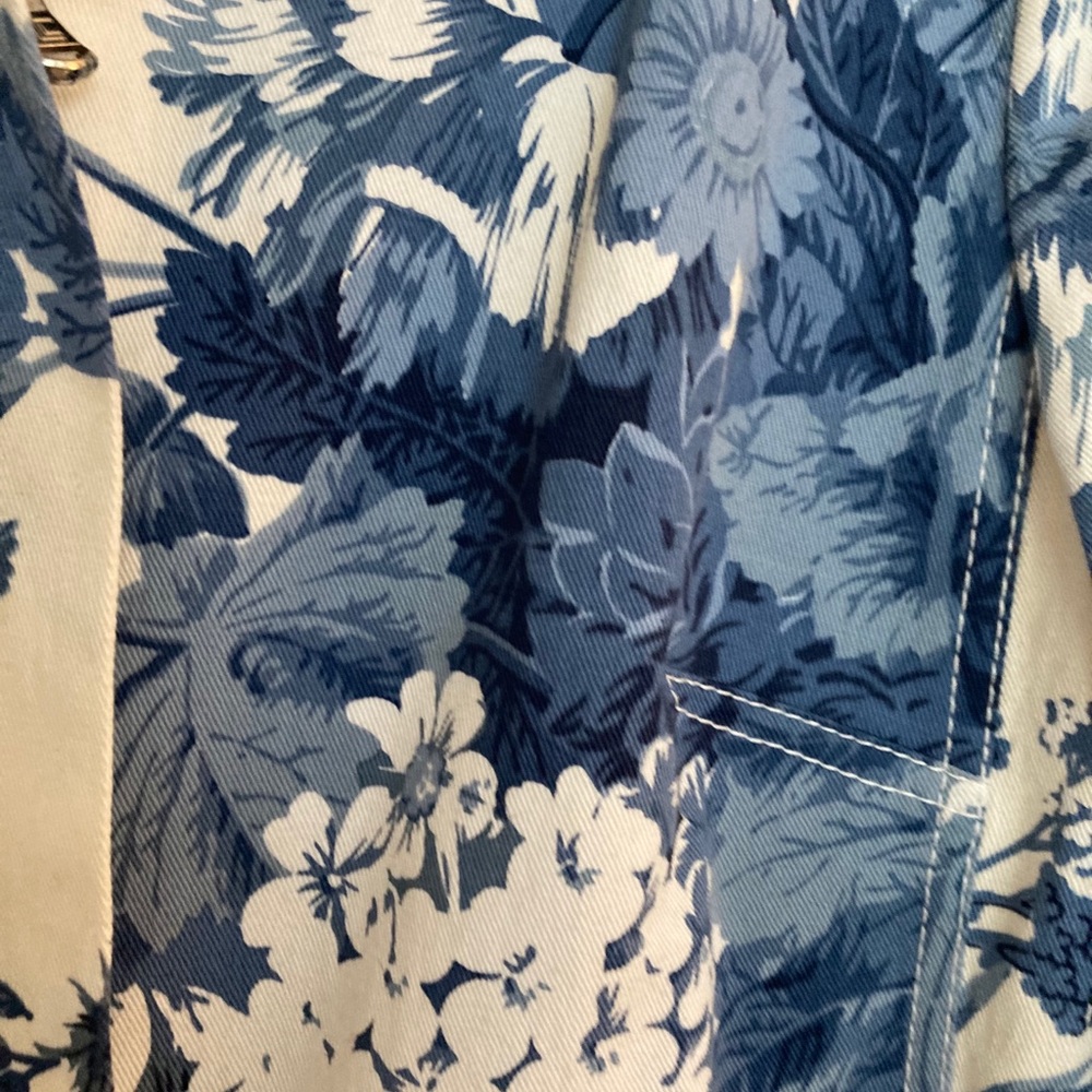 Jacket - Picture 3 of 4
